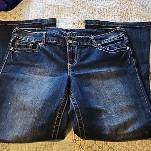 Maurices jeans